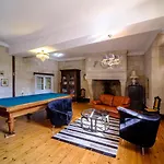 Aux Marquises بيت ضيافة 4*